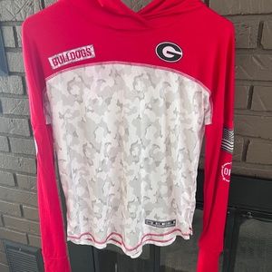 Womens Georgia Bulldogs Dry Fit Hooded Top. Size Small